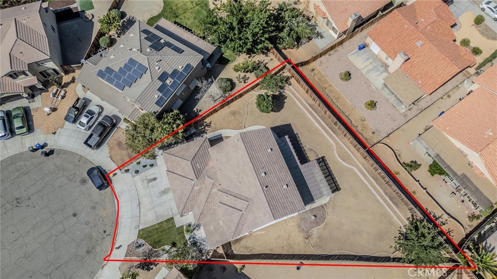 main property photo 30