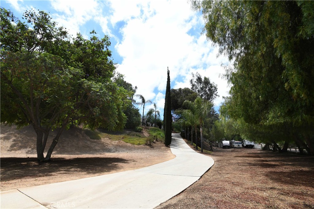 main property photo 26