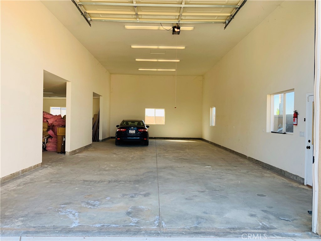 main property photo 50