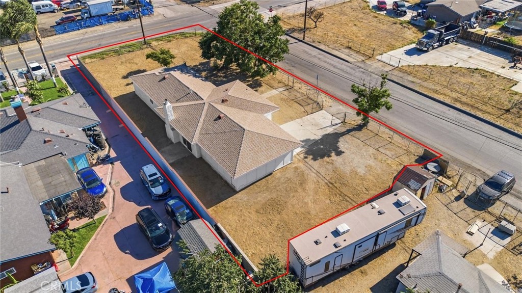 main property photo 5