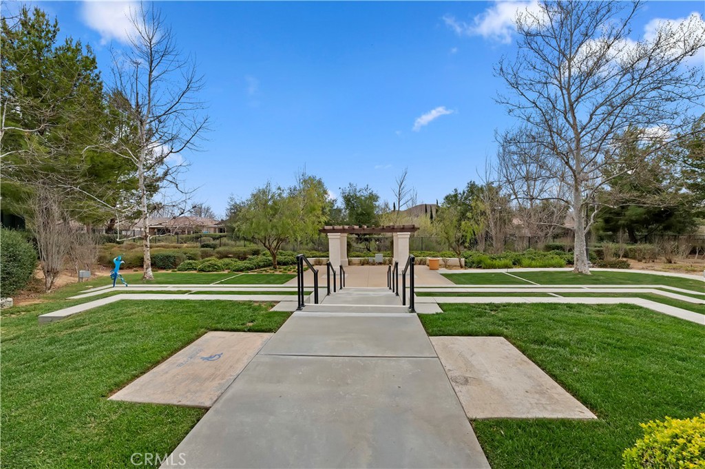 main property photo 24