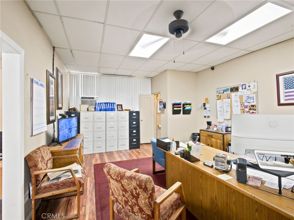 main property photo 14