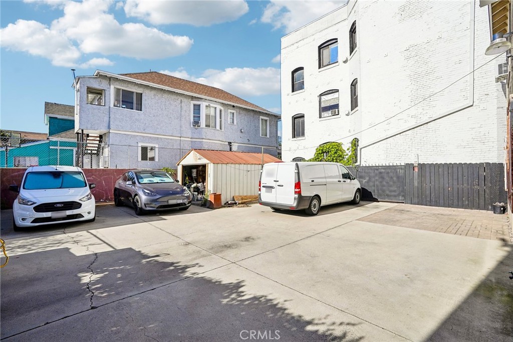 main property photo 35
