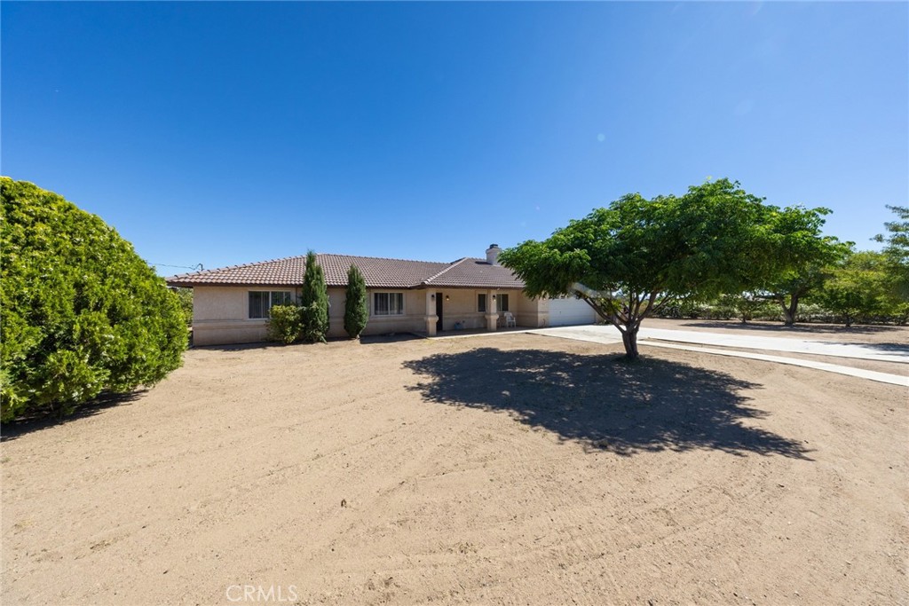 main property photo 2