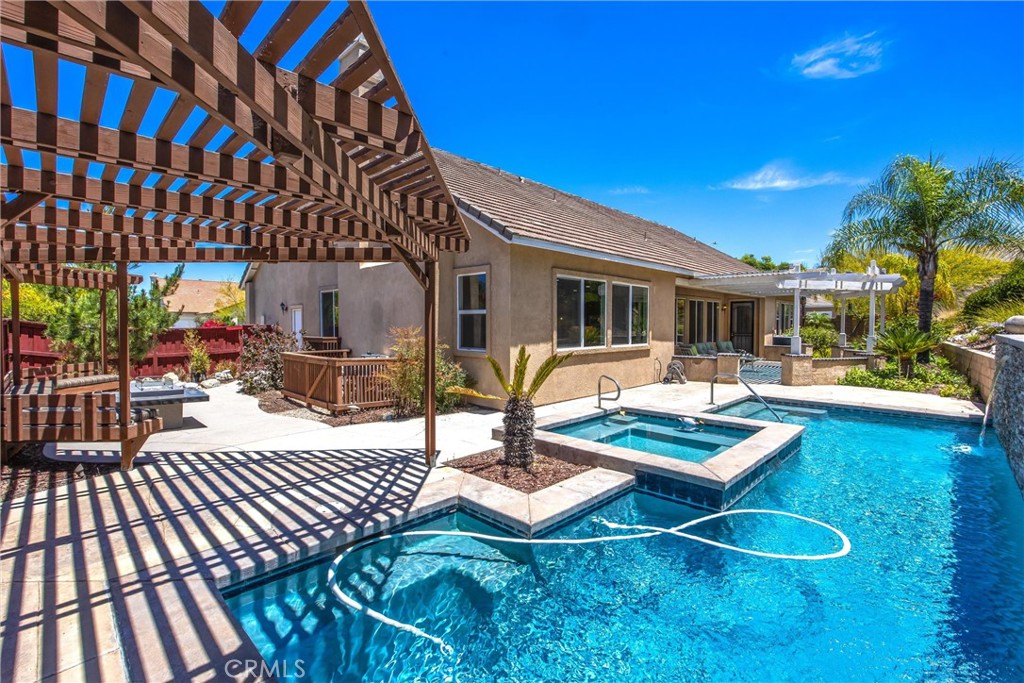 main property photo 50