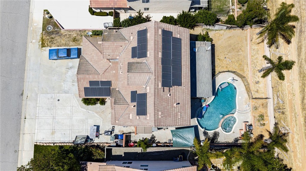 main property photo 39