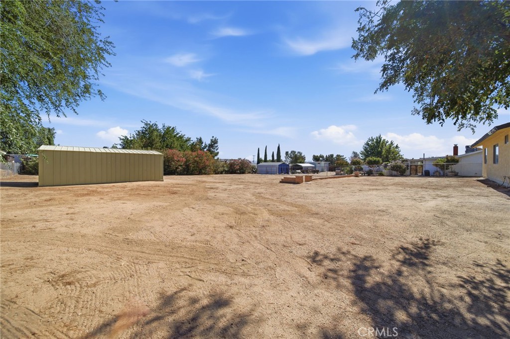 main property photo 33