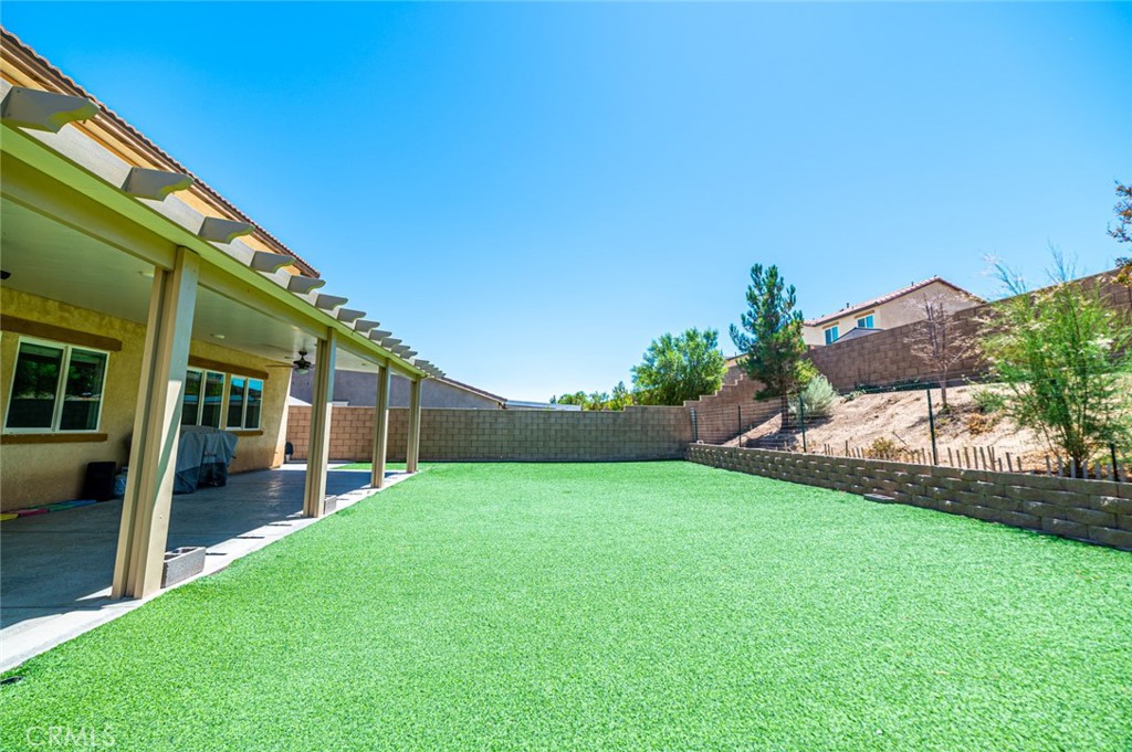 main property photo 23