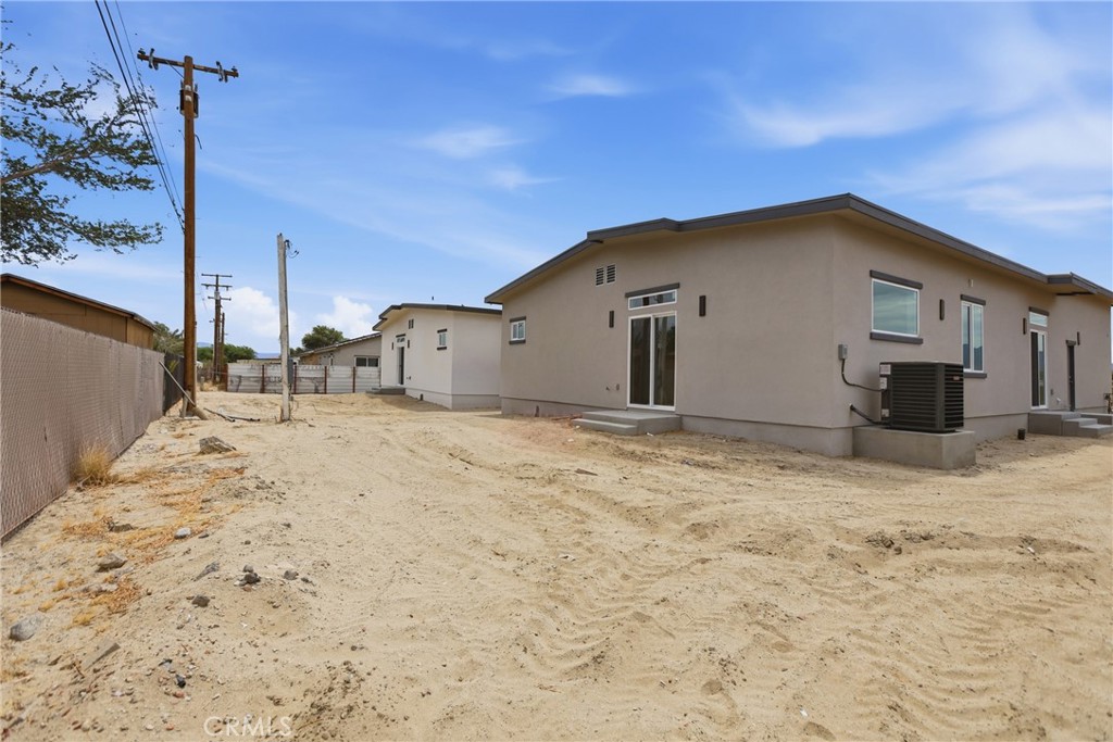 main property photo 33