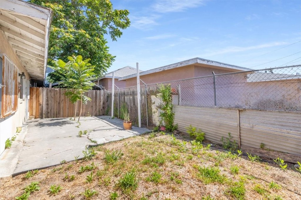 main property photo 48
