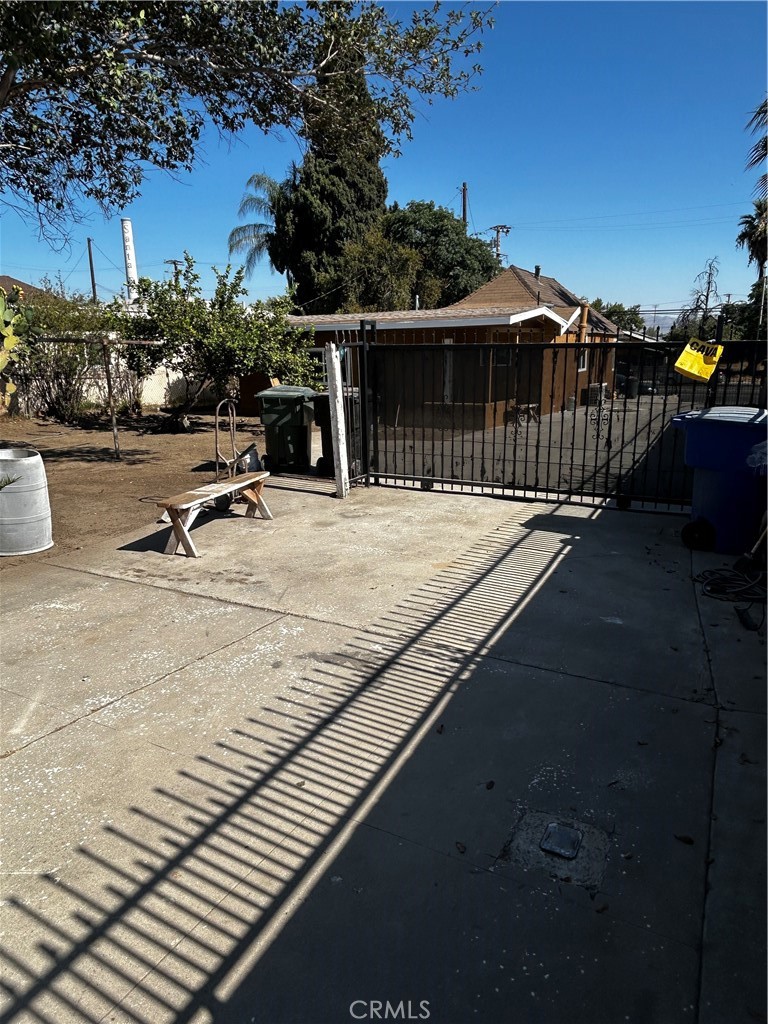 main property photo 34