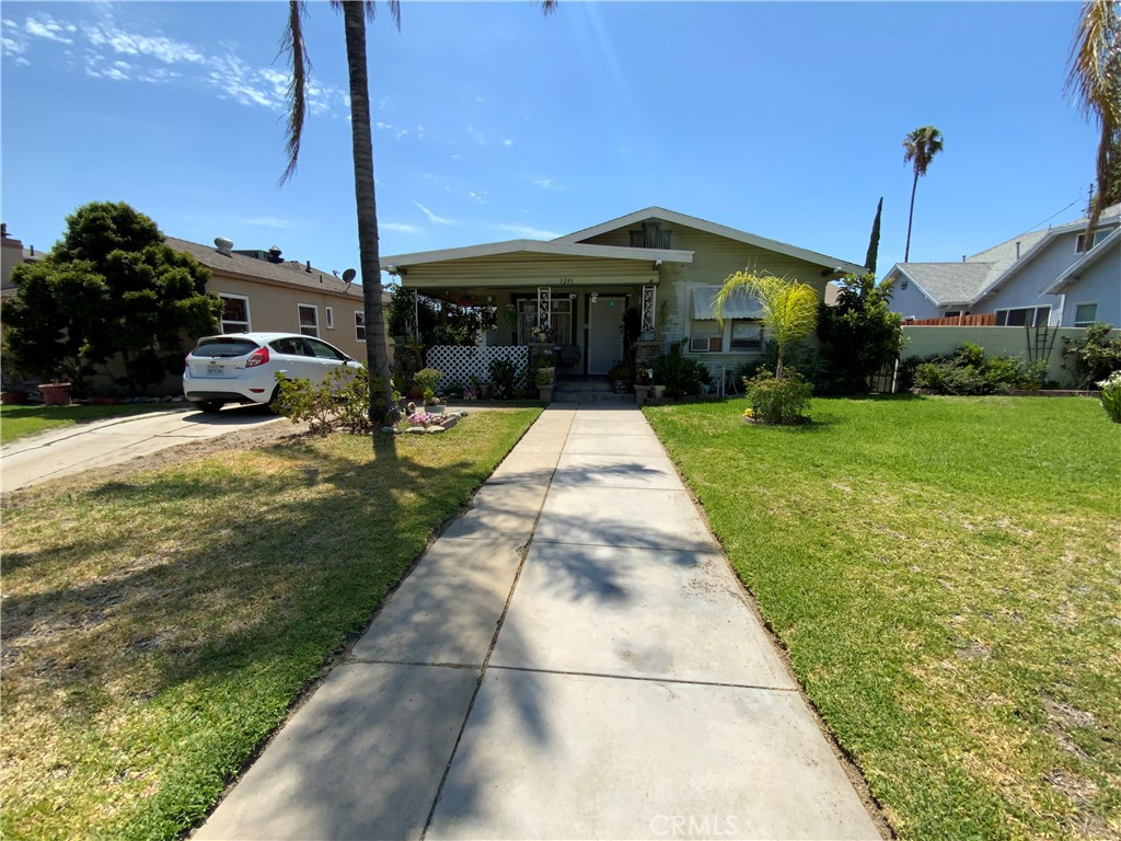 main property photo 4