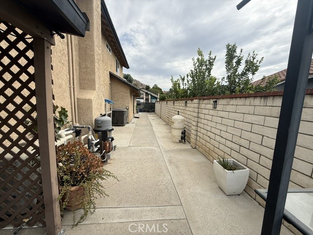 main property photo 28