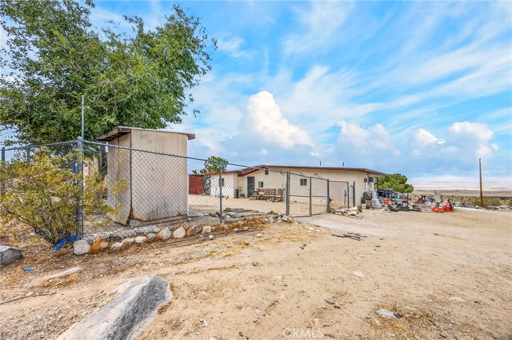 main property photo 22