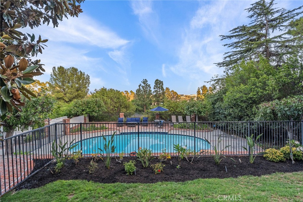 main property photo 54