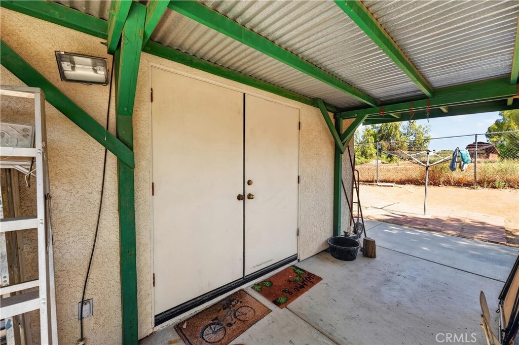 main property photo 40