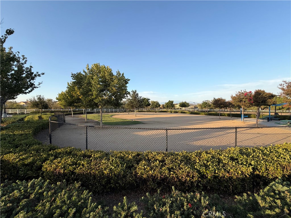 main property photo 60
