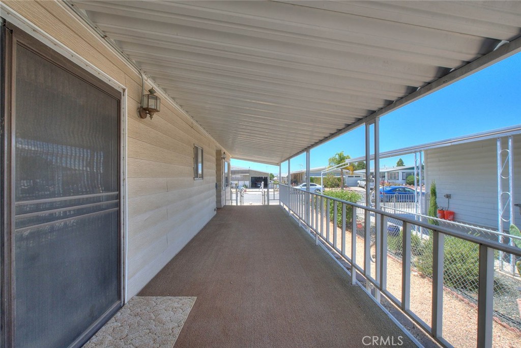 main property photo 11