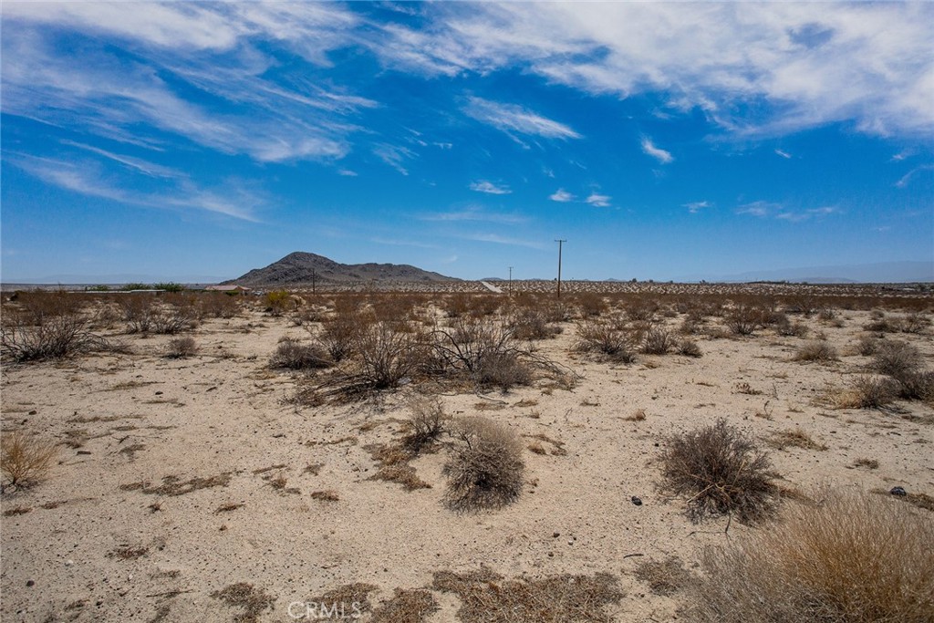 main property photo 10