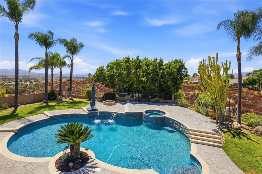 main property photo 59