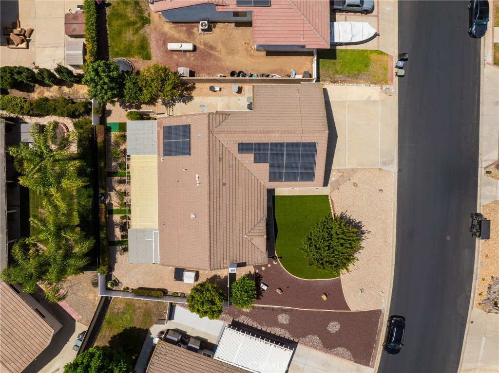 main property photo 34