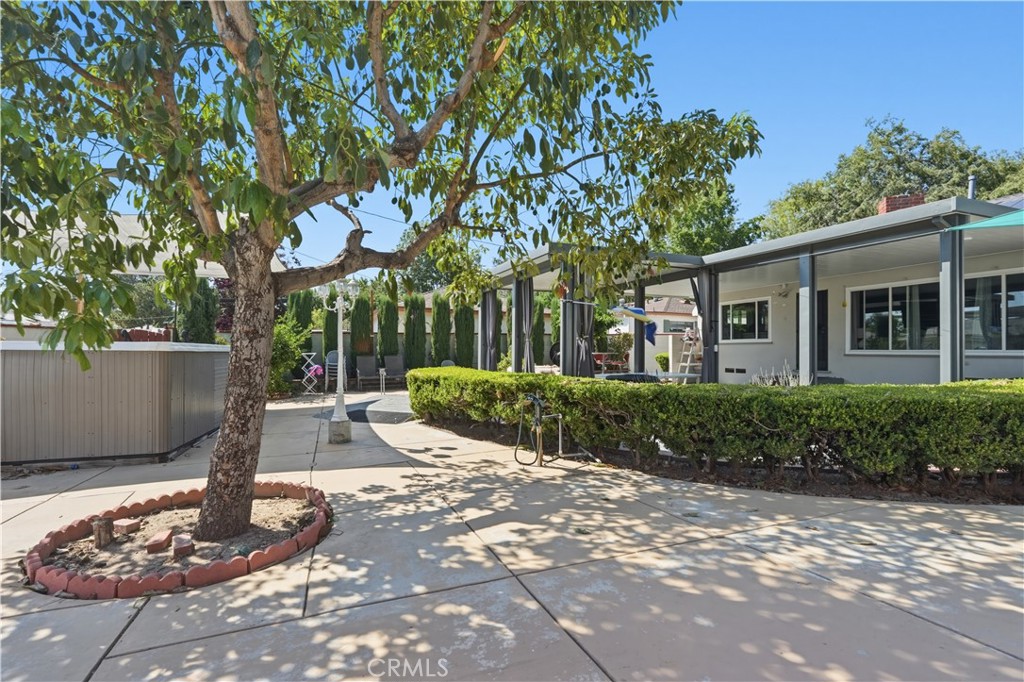 main property photo 25