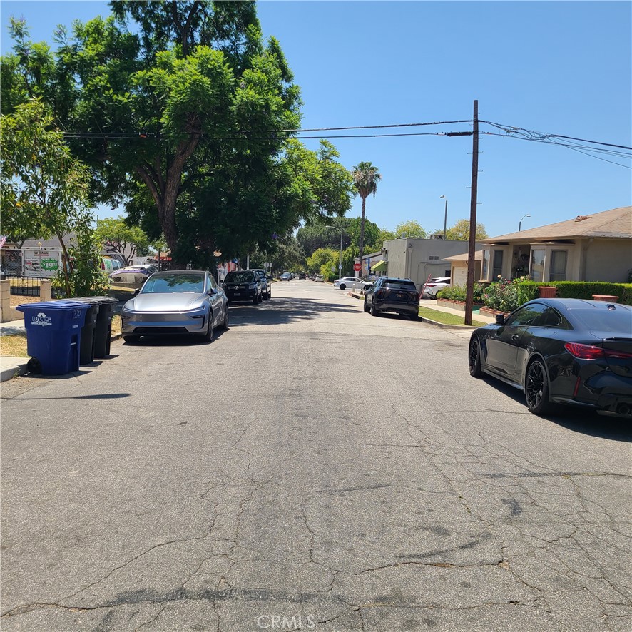 main property photo 32