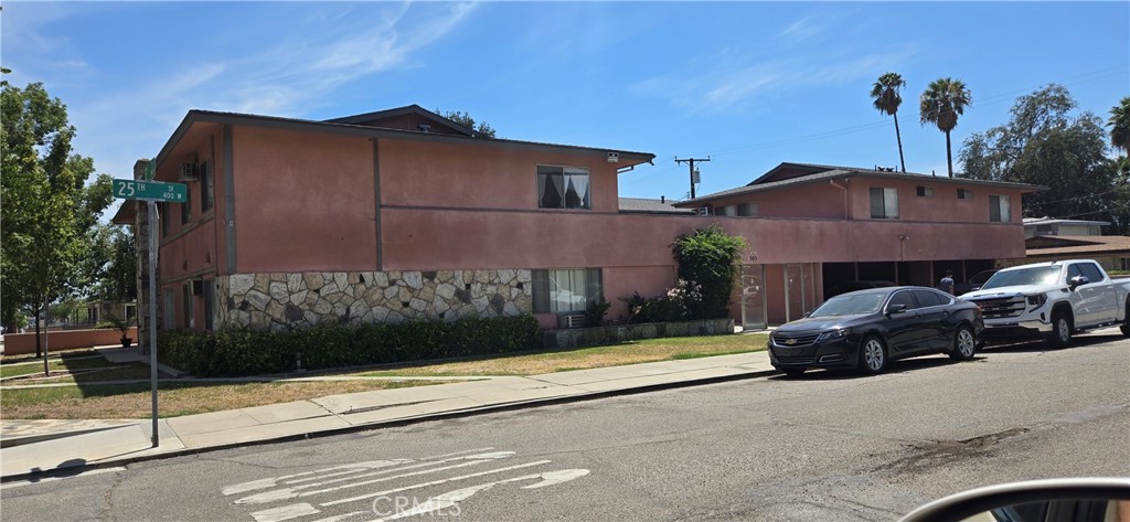 main property photo 29