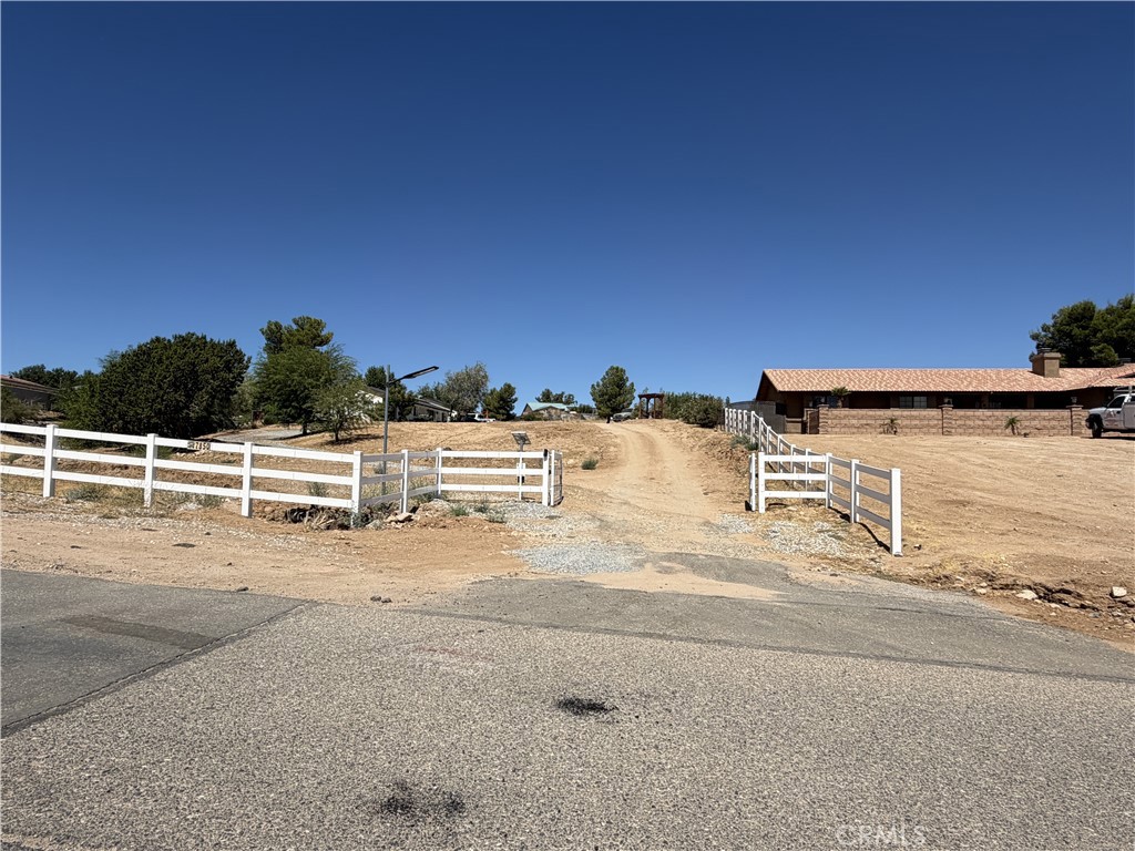 main property photo 19