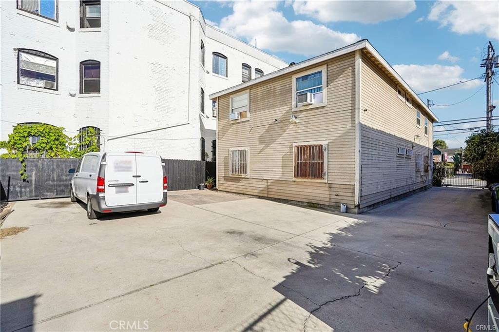 main property photo 36