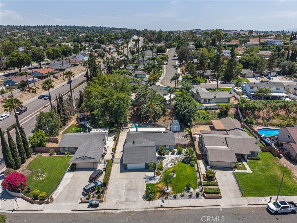 main property photo 49
