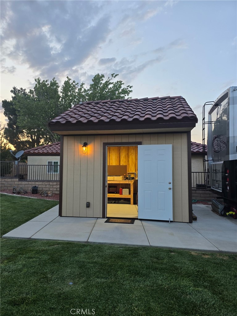 main property photo 5