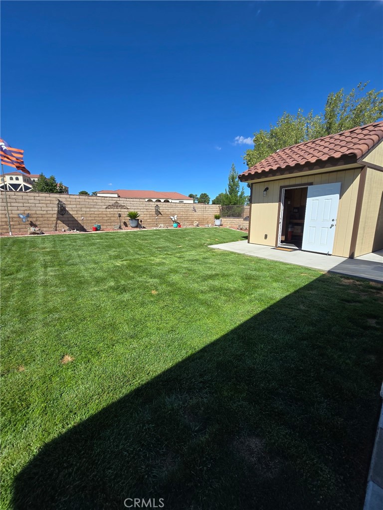 main property photo 7
