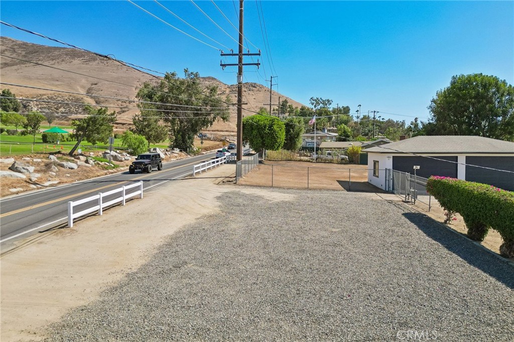 main property photo 68