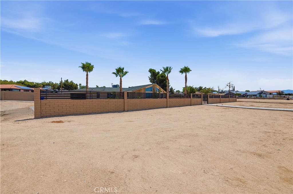 main property photo 47