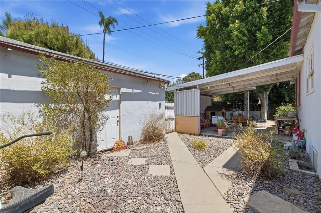 main property photo 22