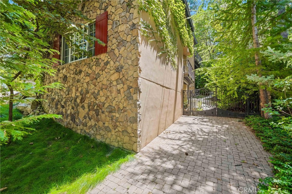 main property photo 60