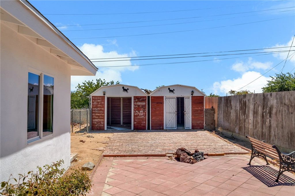 main property photo 27