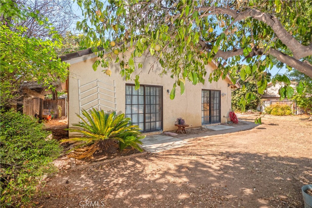 main property photo 23