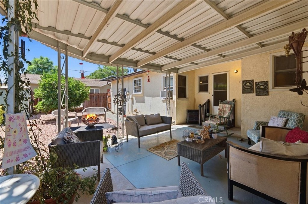 main property photo 28