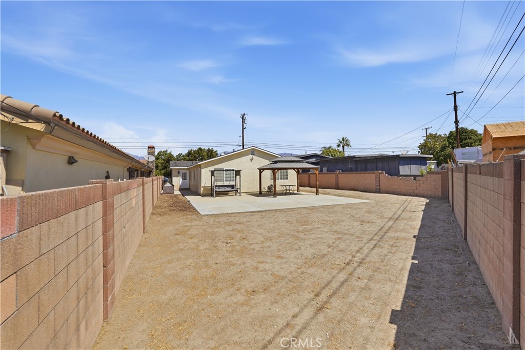 main property photo 24