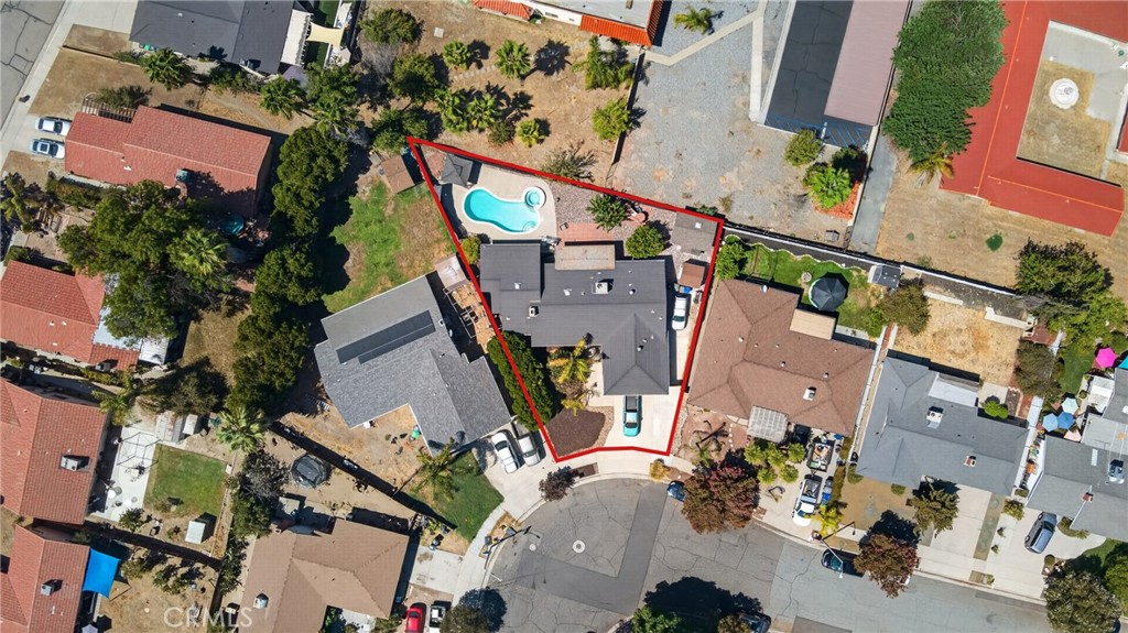 main property photo 34