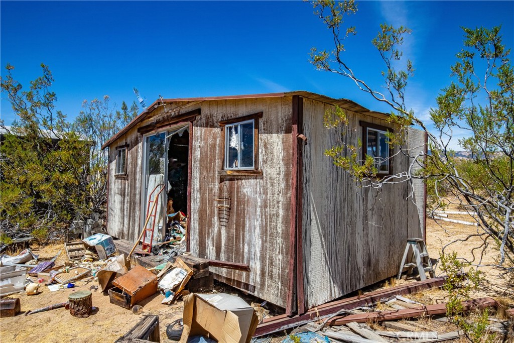 main property photo 20