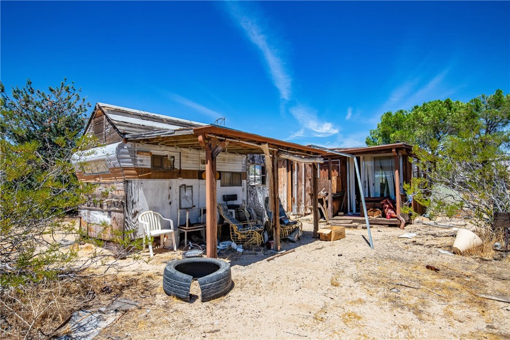 main property photo 28