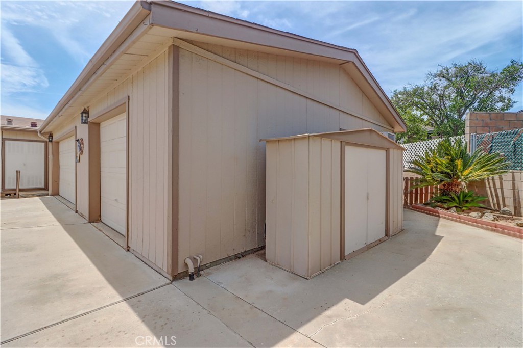 main property photo 44