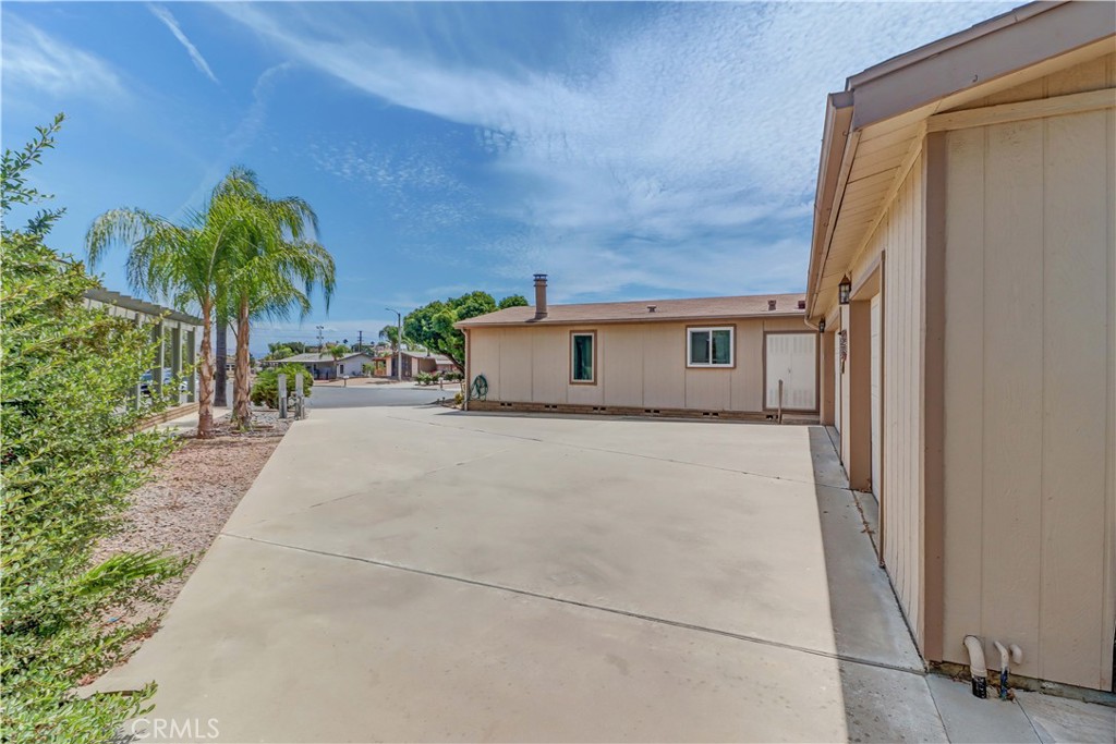 main property photo 47