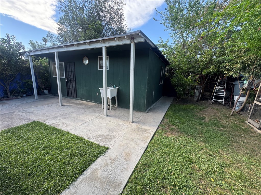 main property photo 24