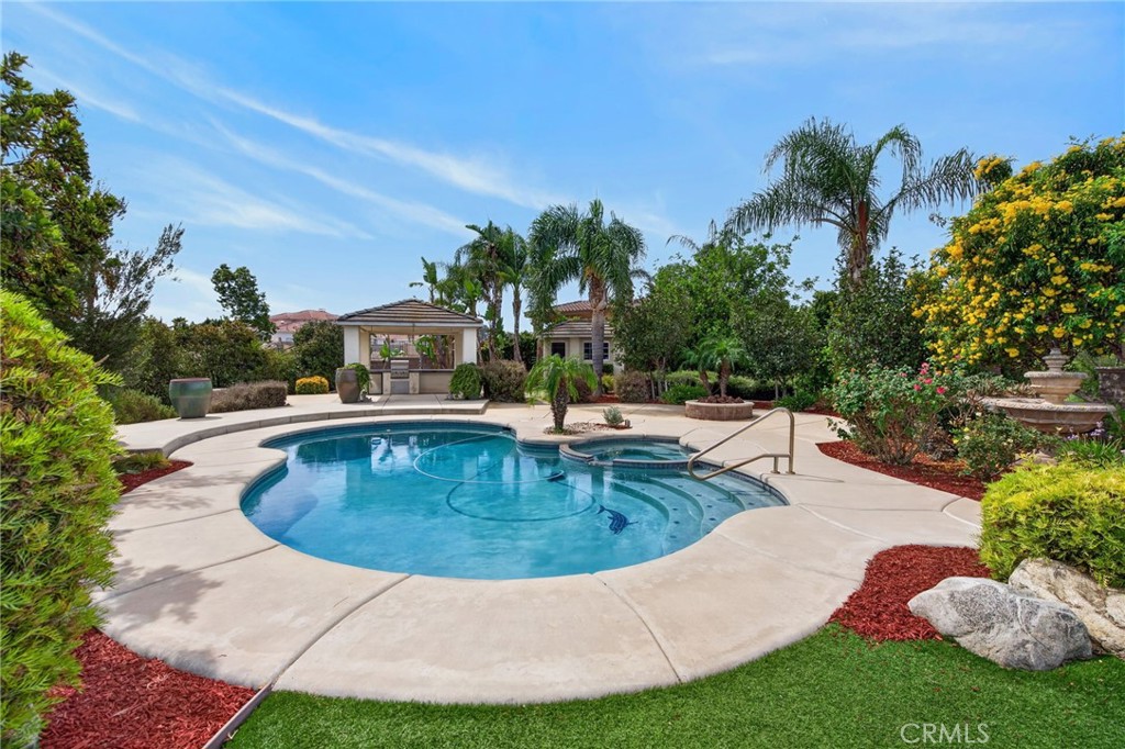 main property photo 45