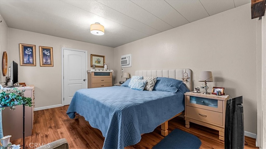 main property photo 25