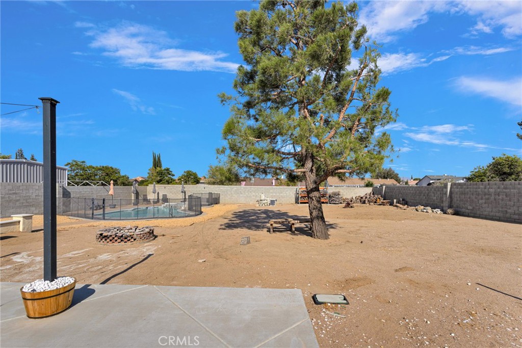 main property photo 51